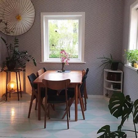 Beautiful House In The Heart Of The Bergen