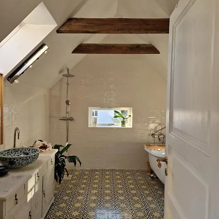 Lägenhet Beautiful House In The Heart Of The